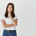 chica-pensando-cirugia-seguridad-turquia-